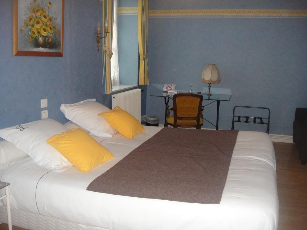 Hotel L' Ecu Montbard Exterior photo